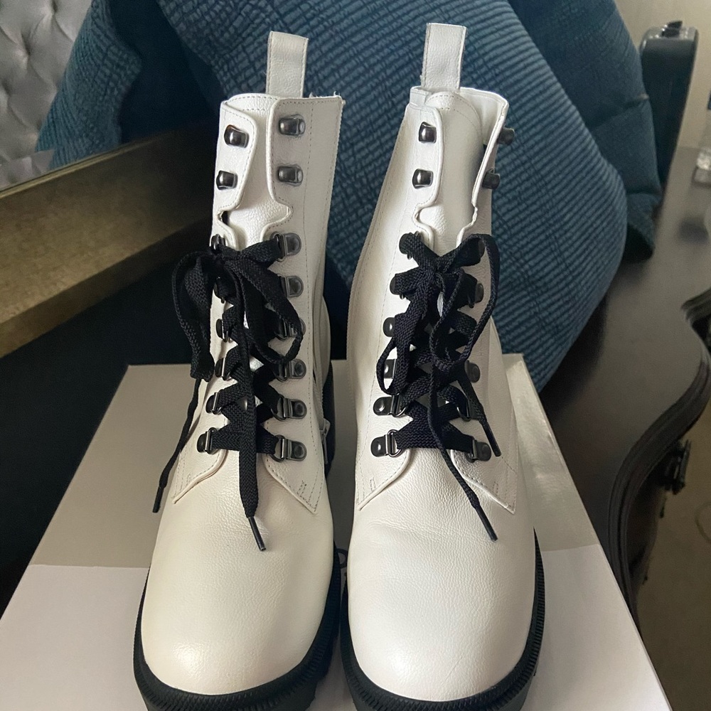 BP white combat boots